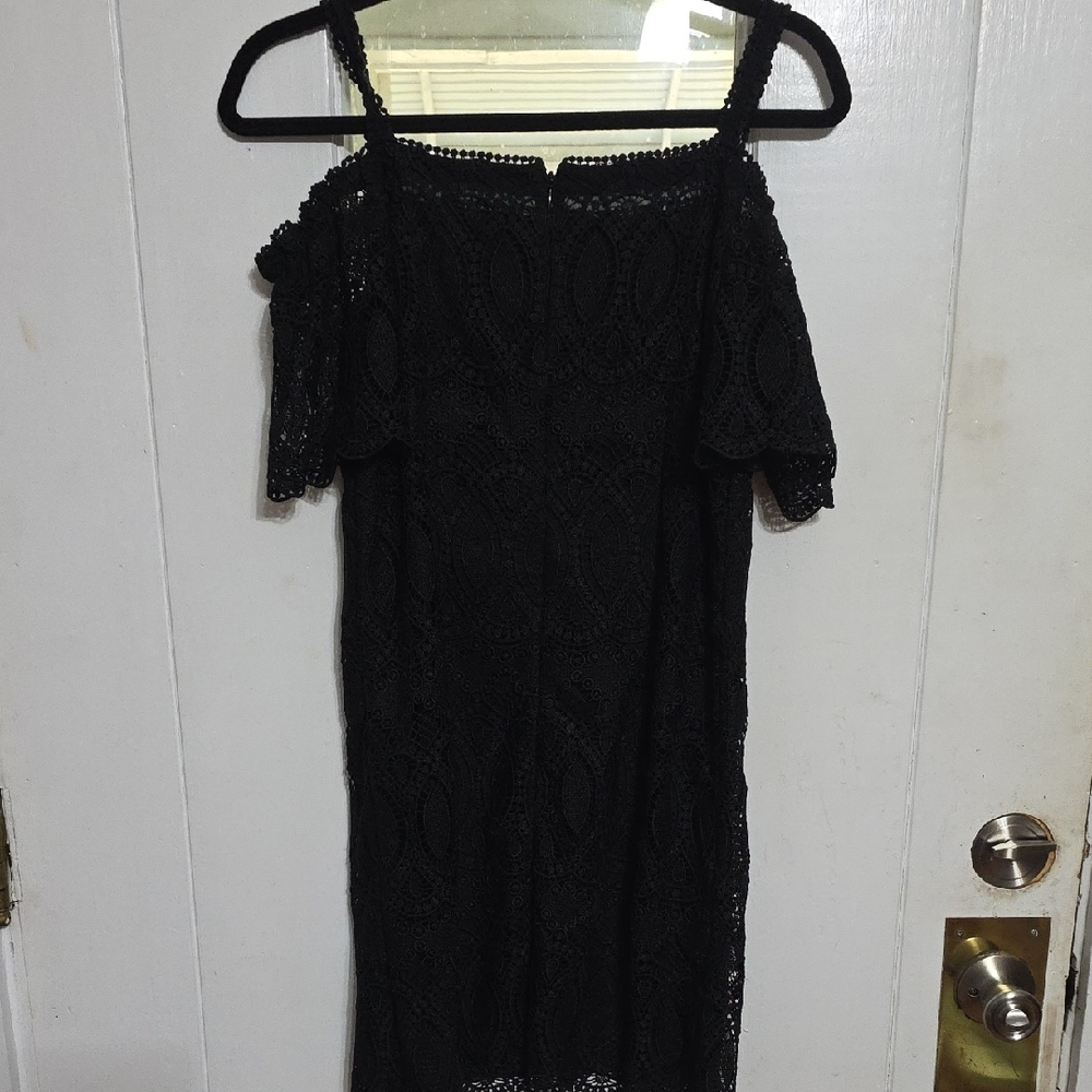 White House Black Market Womens Dress Black Lacy Lined‎ Zips Steaps Sz 6 EUC. - Picture 7 of 11